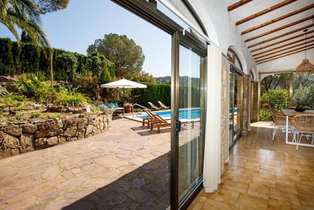 Villa Boheme Costa Brava Калонже Экстерьер фото